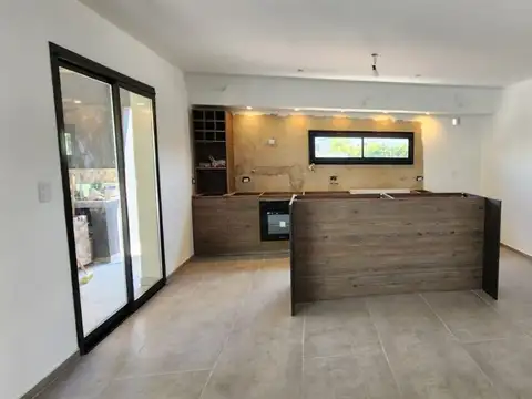 Venta de Casa 5 AMBIENTES en Santa Emilia, Pilar