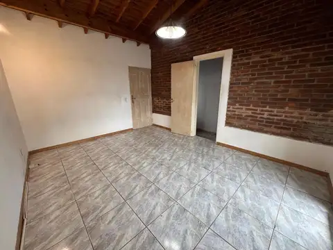 Depto Tipo Casa en Venta en Villa Ballester, USD 39.000
