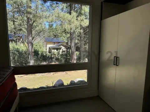 VENTA CASA SAN MARTIN DE LOS ANDES. CHAPELCO GOLF A ESTRENAR