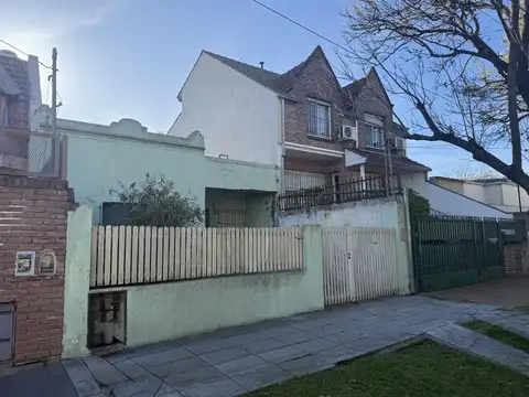 Pacifico Rodriguez  al 6200