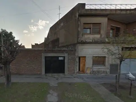 CASA DE 3 AMBIENTES CON GALPON DE 260M2 MAS TERRENO LINDERO DE 260M2