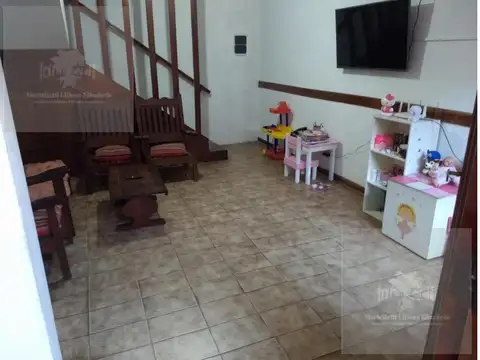 Depto Tipo Casa en Venta en Haedo, USD 84.000