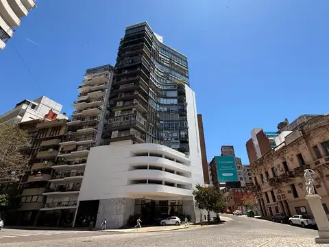 Departamento premium en piso exclusivo con vista panorámica al río