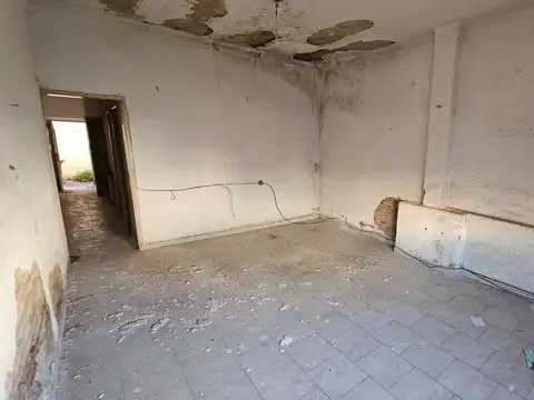 Depto Tipo Casa en Venta 40 años
