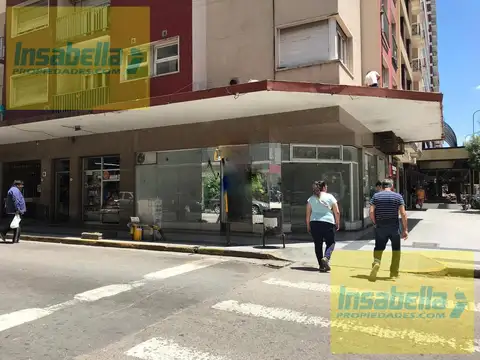 Av. Luro esq. Santa Fé 1619