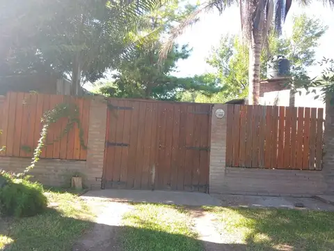 Casa de 3 dormitorios con patio y garage, Andino