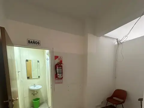 LOCAL COMERCIAL 72 M² SOBRE AV. BALBÍN – EXCELENTE UBICACIÓN
