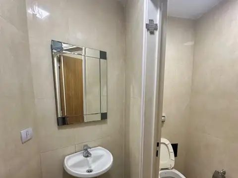 Local en Alquiler en Saavedra, $ 1.800.000