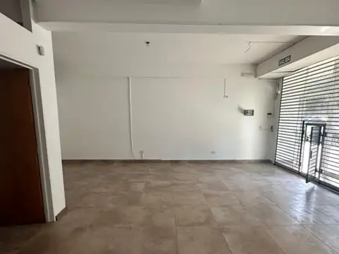 Local en Alquiler en Saavedra, $ 1.800.000