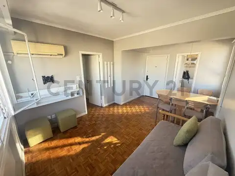 En venta 2 Ambientes  Piso 14 | Luminoso, totalmente Amoblado con cerradura inteligente
