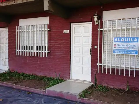 Departamento 3 ambientes con patio - Planta baja