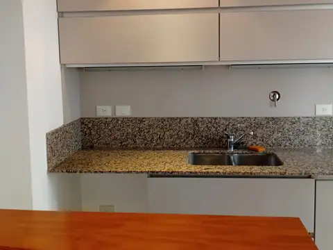 Hermoso 2 ambientes con balcon Baño y toilette