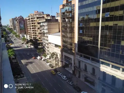 sobre Irigoyen Piso Completo!!!