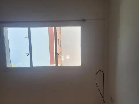 Emilio Mitre  al 100