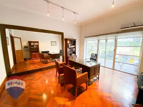 Avenida Presidente Roque Sáenz Peña 900