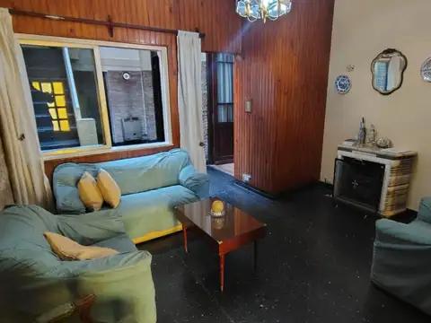 Casa en Venta en Parque Chacabuco, USD 170.000