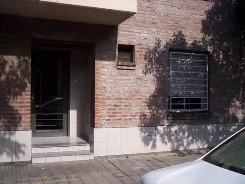 Avenida Ovidio Lagos 835
