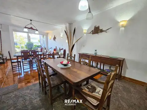 AV. MARIANO MORENO 200