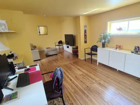 Depto Tipo Casa en Venta 50 años