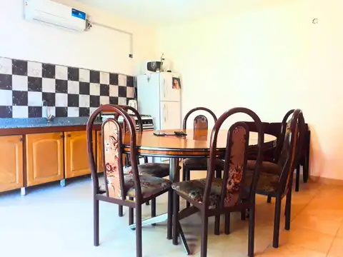 Casa 4 ambientes con 1 baño