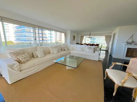 Departamento en Alquiler Temporal en Playa Brava, USD 20.000