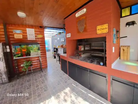 SE VENDE CASA CERRO NORTE 5 DORMI PILETA QUINCHO