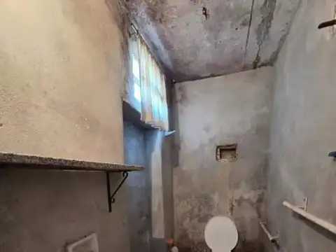 Depto Tipo Casa en Venta 40 años