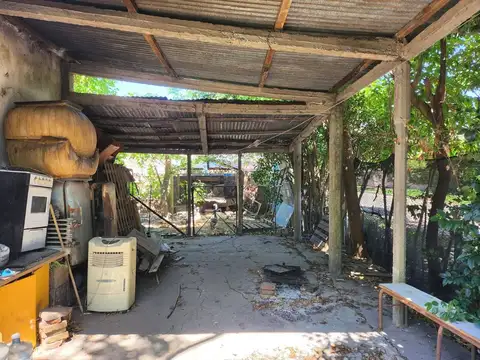 VENTA CASA QUINTA EN EZEIZA. A TRAVES DE CESION.