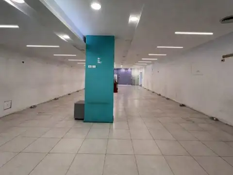 Local en Alquiler en Barrio Norte, USD 25.000