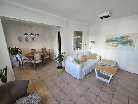 Departamento 3 ambientes con cochera en Chauvin