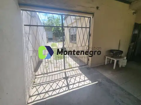 Casa 3 ambientes con 1 baño