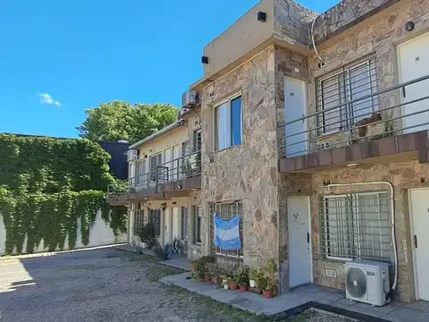 DEPARTAMENTO PLANTA BAJA, CON COCHERA