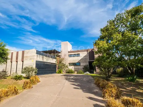 ¡Venta! Casa en La Morada - Villa Allende - 3 Dormitorios ¡Apta Crédito!