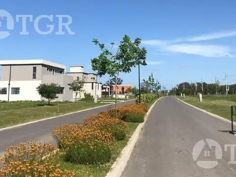 Terreno en Venta 18  mts Fondo