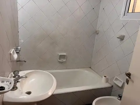 Departamento de 2 amb con dos patios en VENTA  -Boedo-
