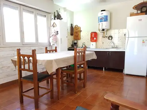 Casa 3 amb + LOCAL COMERCIAL