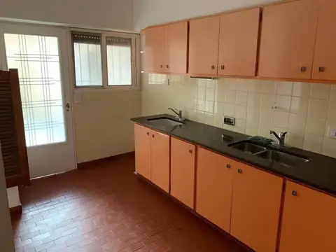 Casa en Alquiler de 3 dormitorios