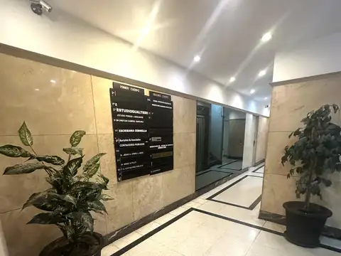 Oficina Monoambiente con 2 baños