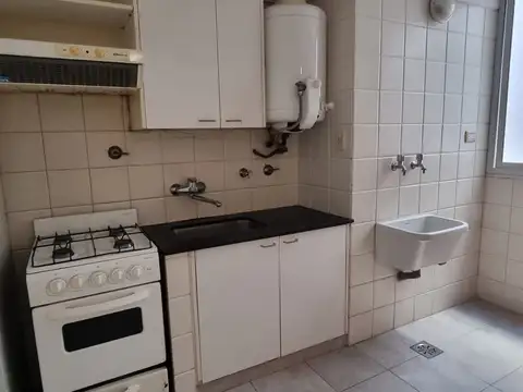 Vidal 2000, Piso 6