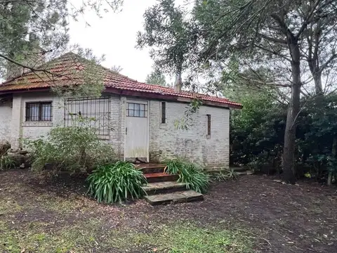 Venta Casa 3 ambientes San Eduardo del Mar parque