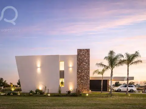 Casa 6 ambientes con 3 baños