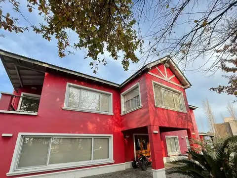 Casa en Venta en El Nacional Club De Campo, USD 415.000