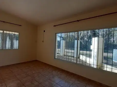 ALQUILA CASA EN RICARDONE