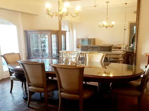 Casa 5 ambientes con 2 baños