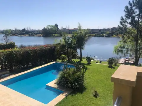 Casa Alquiler Verano 4 amb Tigre a la laguna