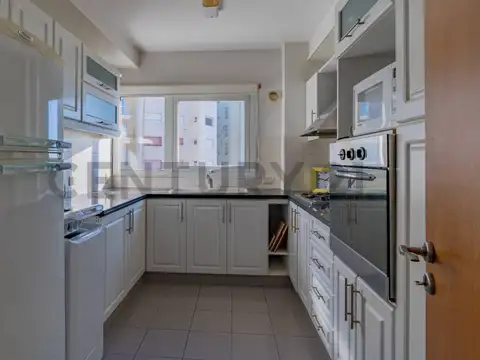 Departamento en Alquiler con 1 cocheras