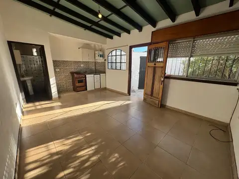 Departamento en Alquiler en José Mármol, $ 530.000