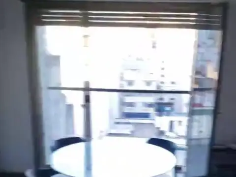 Ecuador 1400, Piso 12