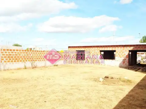 Casa 3 ambientes con 2 baños