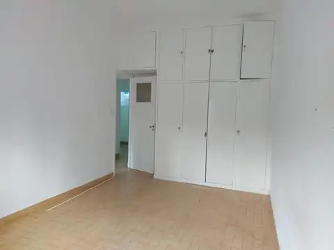 Av. Del Libertador 100